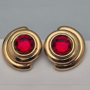 ✨2/$10✨ Red Garnet Crystal Stud Earrings Gold Tone Bold Vintage